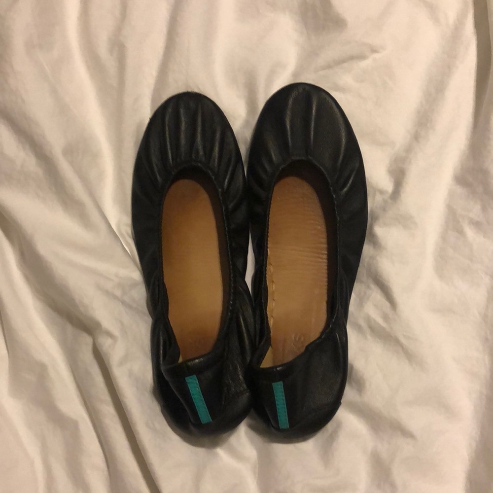 Black tieks